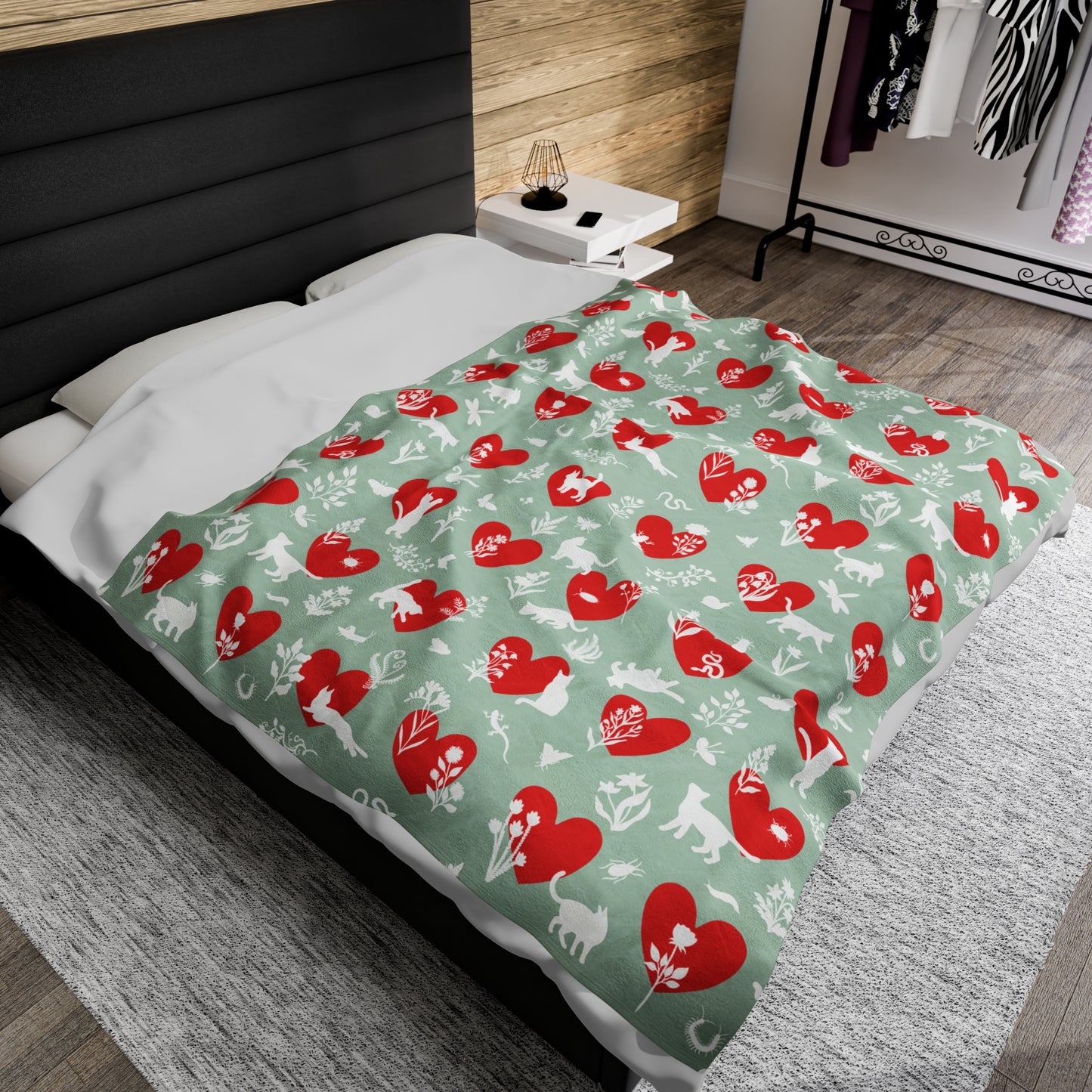 Adorable 'Heart Cats 'Velveteen Plush Blanket, Seafoam&Red