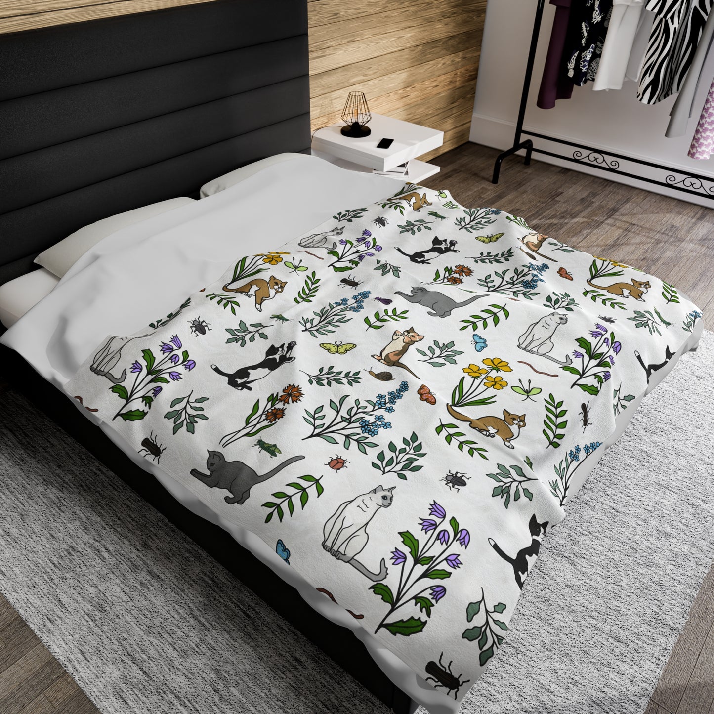 'Spring Cats' Velveteen Plush Blanket