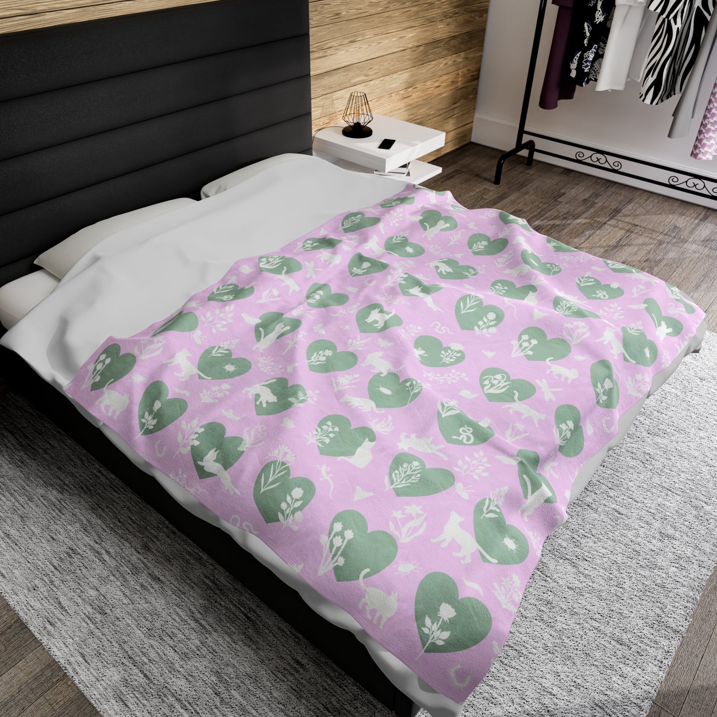 Adorable 'Heart Cats' Velveteen Plush Blanket, Pink&Seafoam