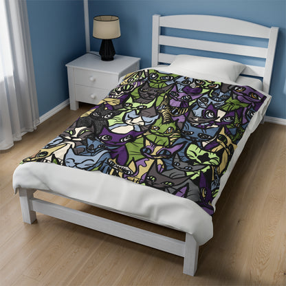 'Cozy Crowd' Velveteen Plush Blanket, Cool Colors