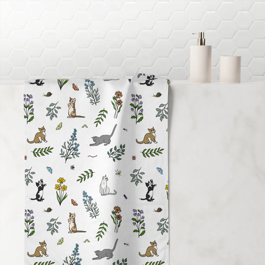 Wildflower Kittens and Bugs Towel, Large Bath, Cat Lover Gift, Botanical Print Towel, Soft Mink-Cotton Towel, Home Décor, Cute Animal Towel