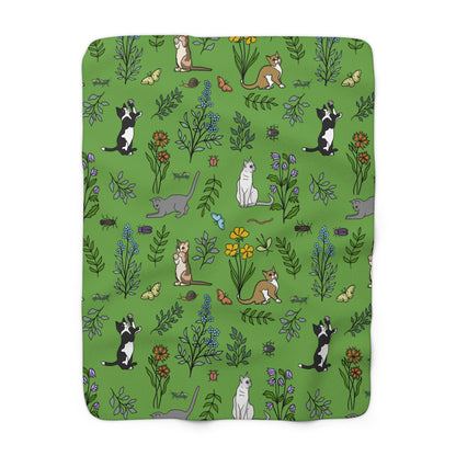 Cozy Spring Cats at Play Fleece Blanket in Grass Green, Super Soft, Floral Sherpa Throw, Perfect for Cat Lovers, Home Decor, Gift for Her
